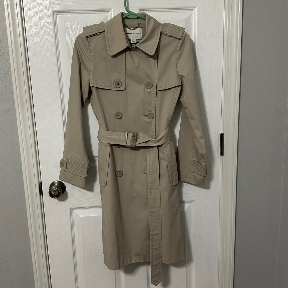 Banana Republic Timeless Trench Coat, Classic Double Breasted, Tan